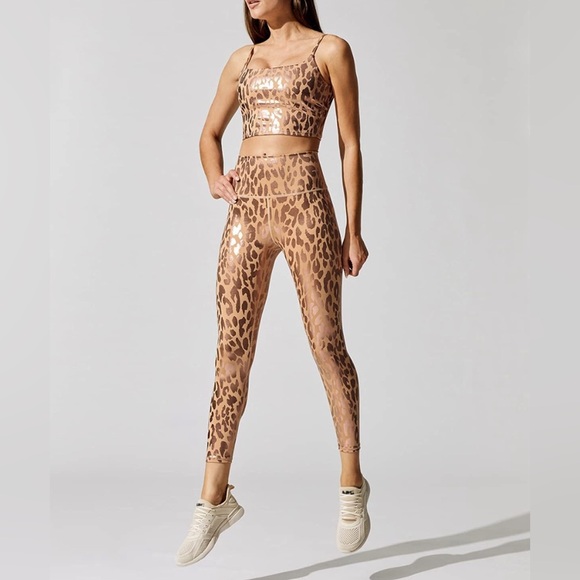 Top+Legging Set Athleisure! 🐆 - Picture 3 of 6